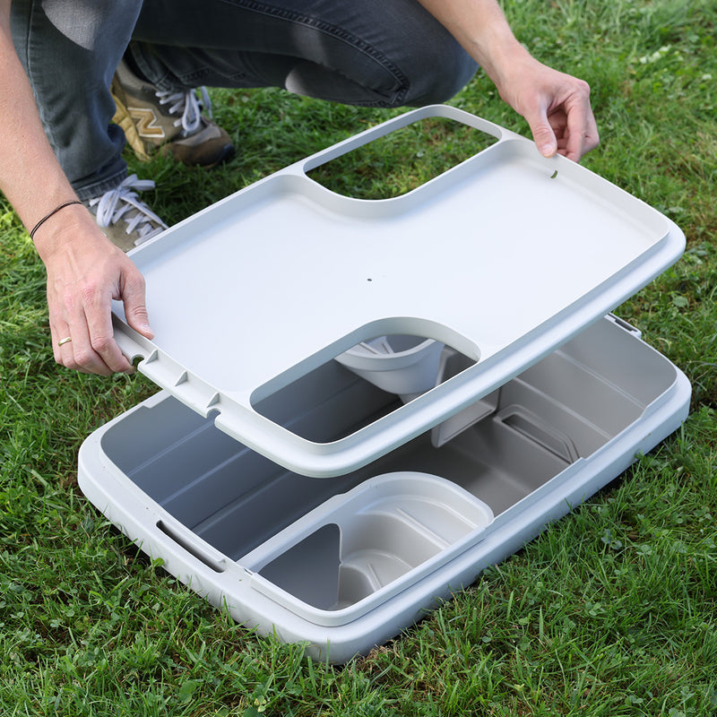 Kerbl Rabbit burrowing Base removeable lid to make cleaning easy